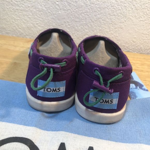 TOMS Girls Purple Slip On Canvas Loafers Green Trim Size Y3 Floor model … - Picture 4 of 6